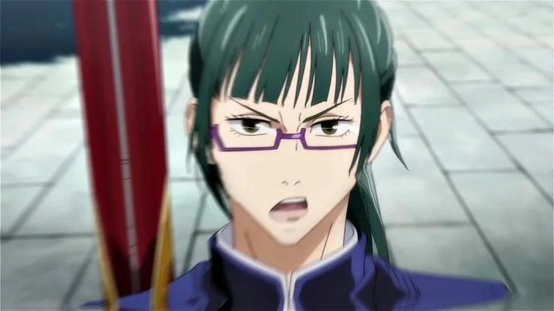 Maki's glasses reveal her true vision
