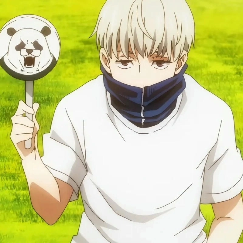 Focus on detail of Inumaki Toge eyes in scenes