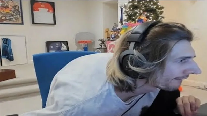 The quintessential xqc juice meme