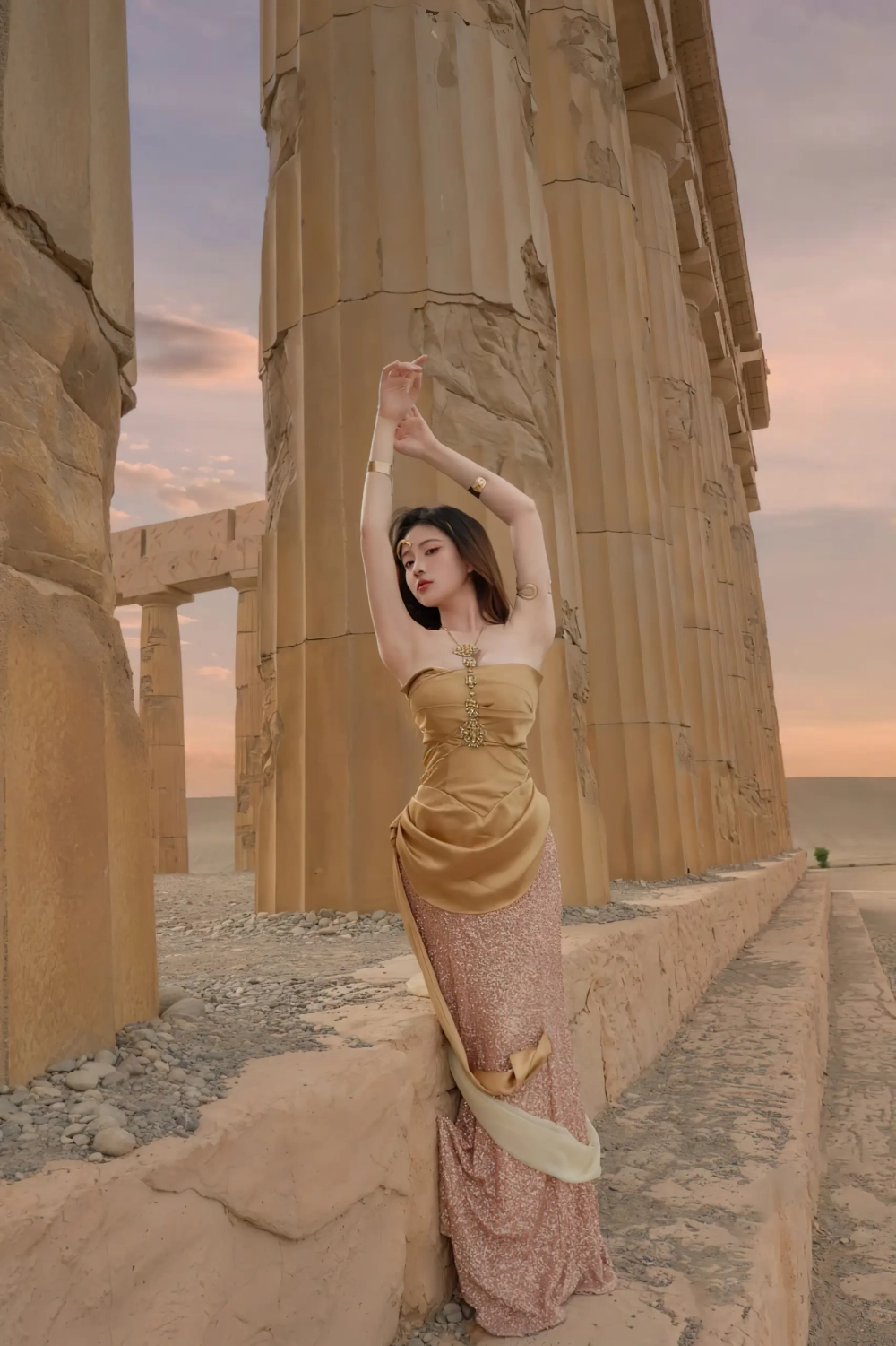 Girl pose photo sizzles stunning angles and breathtaking molten allure