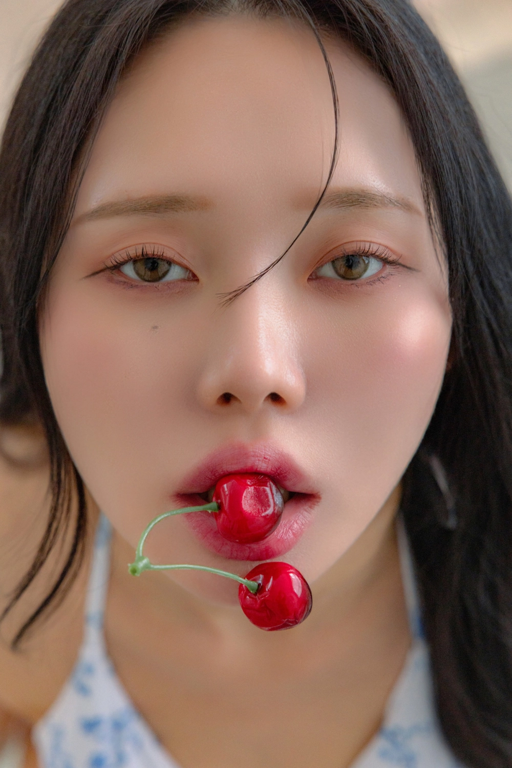 Cute girl photo melts sweet innocence and body-shaking adorable fire