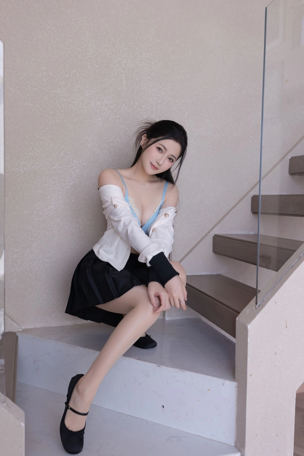 Gemini girl photo prompt unleashes AI perfection and flawless explosive lust